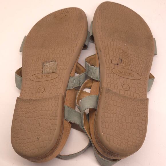 Aetrex Sage Green Leather T-Strap Flat Sandal, Sunburst Dark Brass Trim-Size 8.5 - Picture 10 of 12